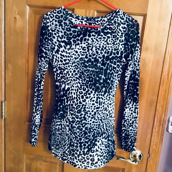 Express Tops - 💜EXPRESS Top NWOT💖